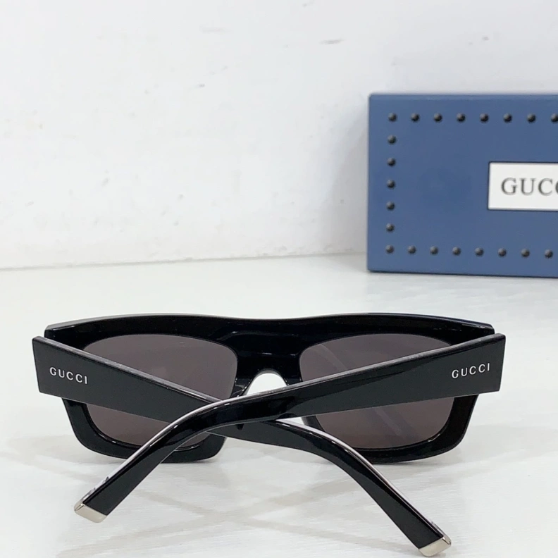 Bright Gxccx Sunglasses 252256