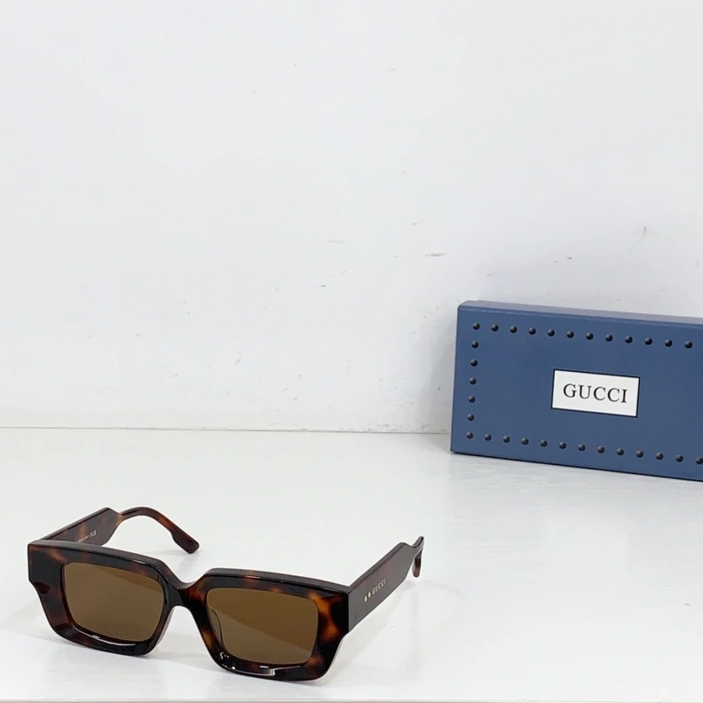 Gxccx Sunglasses Versatile 252252