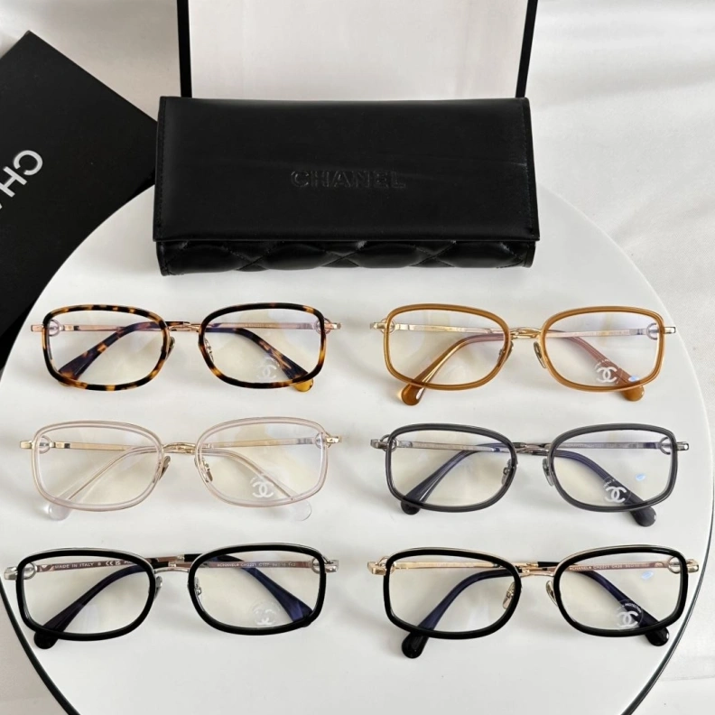 Vibrant Chxnxl Sunglasses 250997