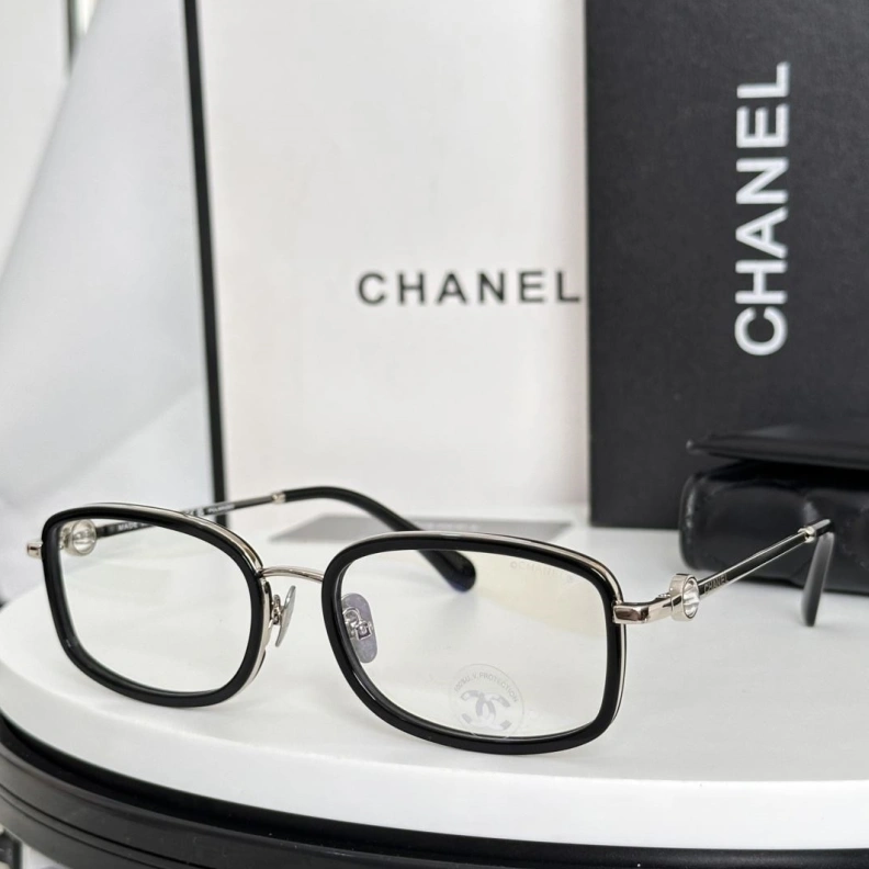 Vibrant Chxnxl Sunglasses 250997