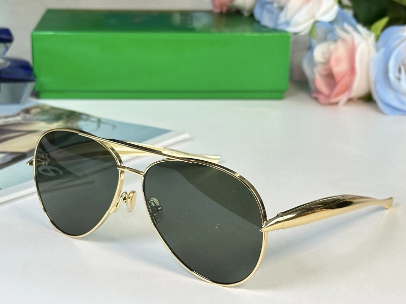AllSeason Bxttxga Vxnxta Sunglasses 250101