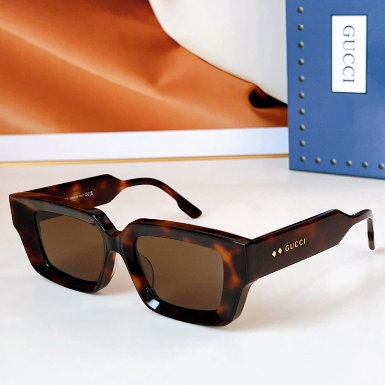 Gxccx Sunglasses Bold 252251
