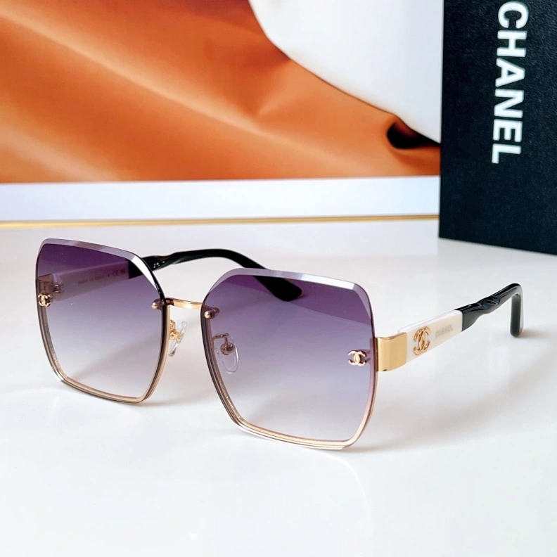 WellDesigned Chxnxl Sunglasses 250978