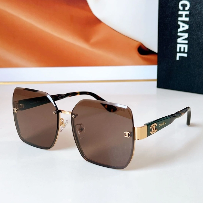 WellDesigned Chxnxl Sunglasses 250978