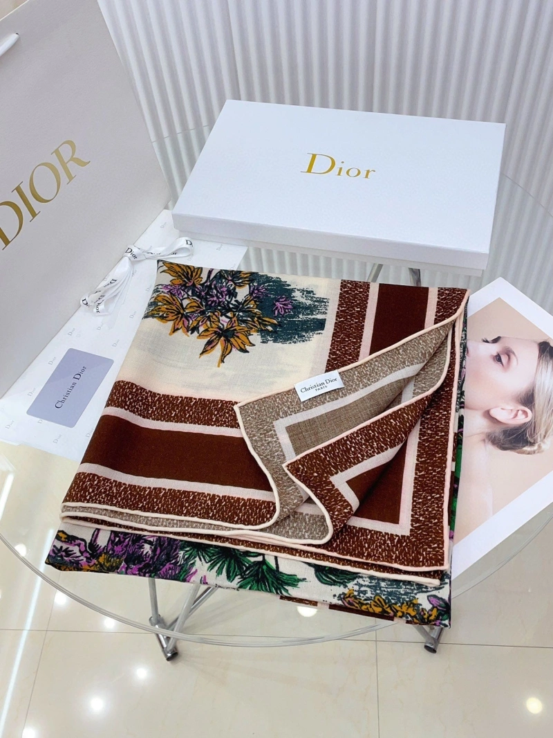 Elegant CHRISTIAN DXXR 274374