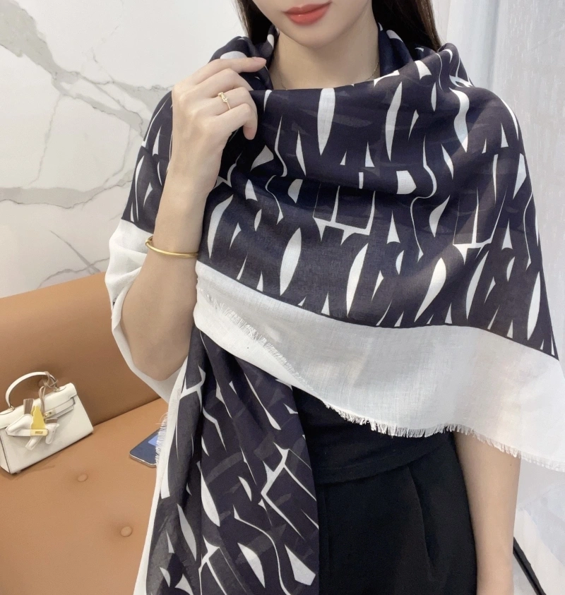 Fashionable CHRISTIAN DXXR 274353
