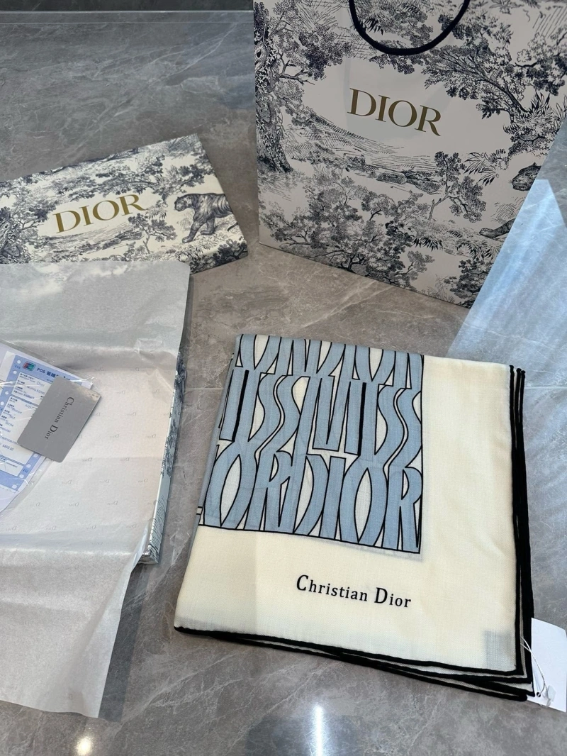 CHRISTIAN DXXR Bold 274324