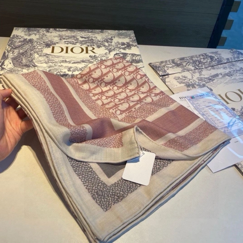Stylish CHRISTIAN DXXR 274321
