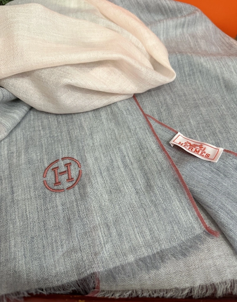 Resilient HXRMXS 273766
