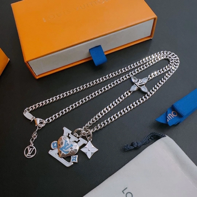 Popular LX Necklaces 310138