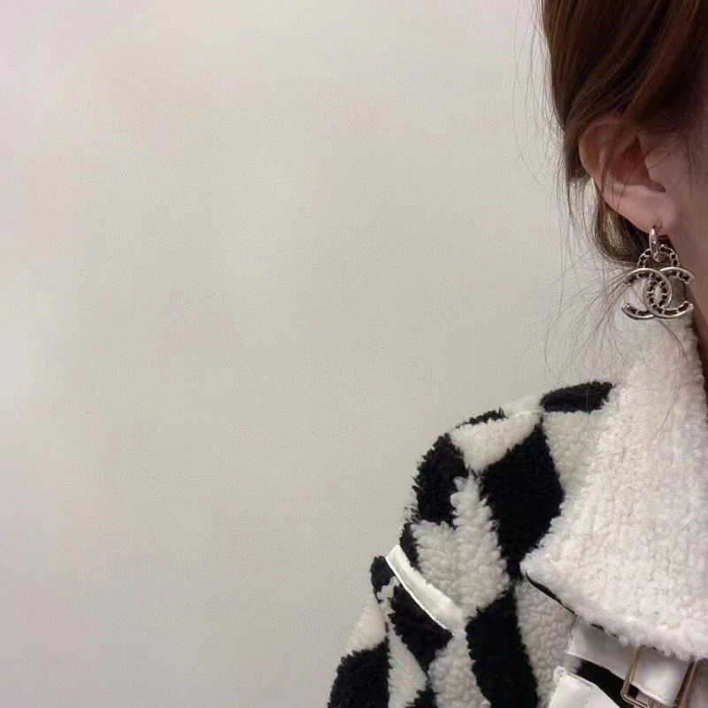 Versatile Chxnxl Earrings 290491