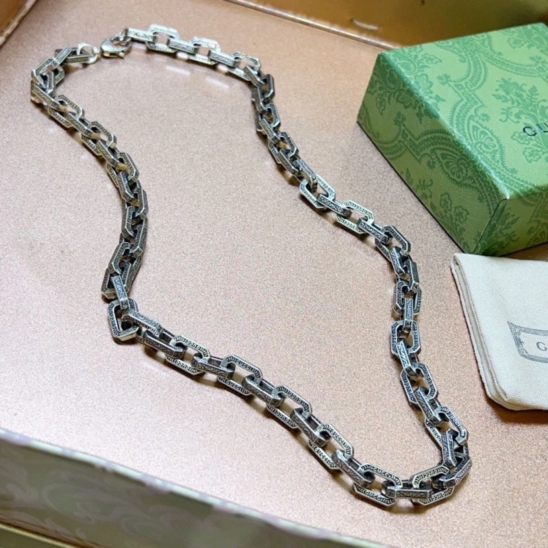 Bright Gxccx Necklaces 304075
