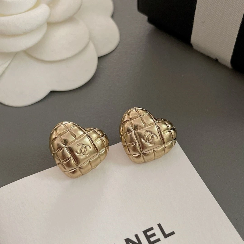 Sophisticated Chxnxl Earrings 290486