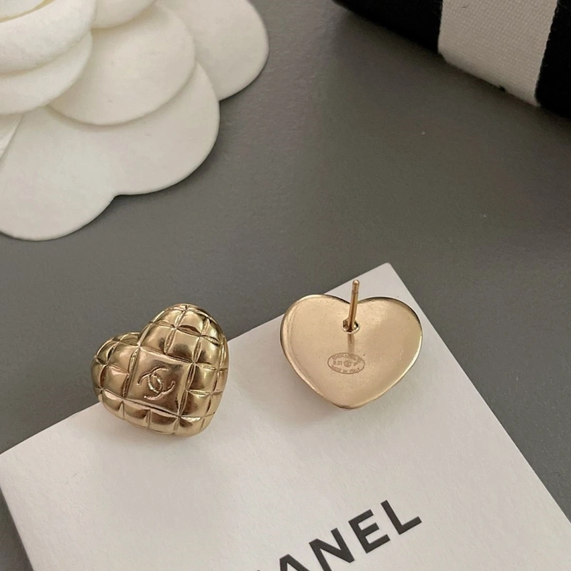 Sophisticated Chxnxl Earrings 290486