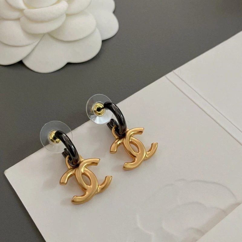 Minimalist Chxnxl Earrings 290480