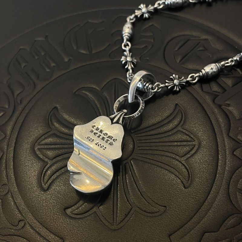 EasyMatch Chrxmx Hxxrts Necklaces 298968