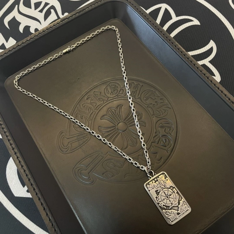 Versatile Chrxmx Hxxrts Necklaces 298965