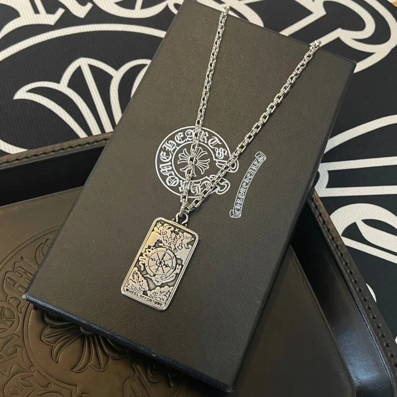 Versatile Chrxmx Hxxrts Necklaces 298965