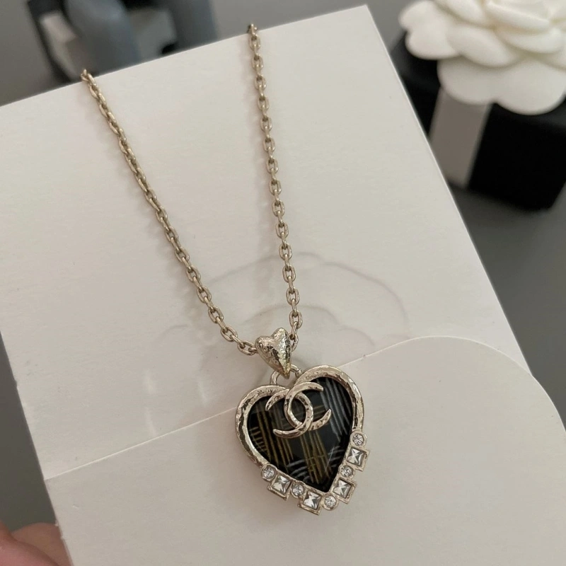 ModernLook Chxnxl Necklaces 289800