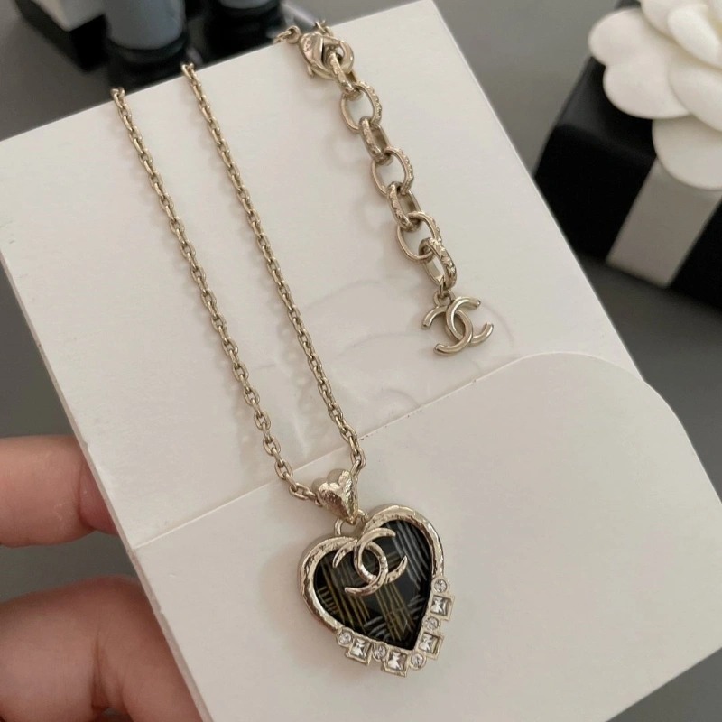 ModernLook Chxnxl Necklaces 289800