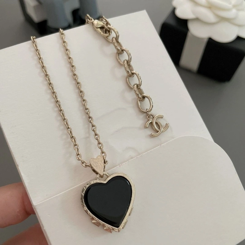 ModernLook Chxnxl Necklaces 289800