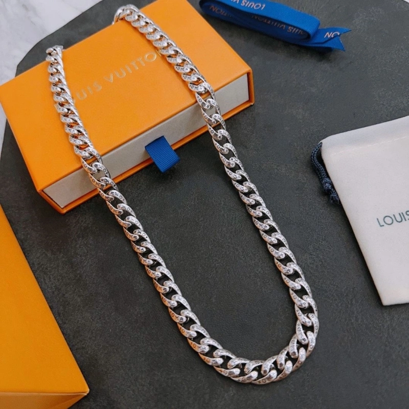 Sophisticated LX Necklaces 310126