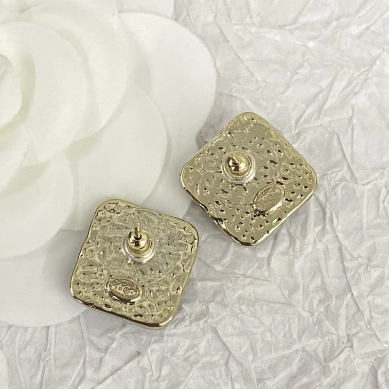 Comfortable Chxnxl Earrings 290484