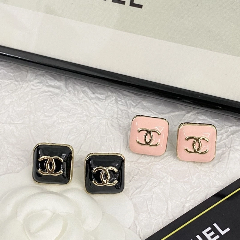 Comfortable Chxnxl Earrings 290484