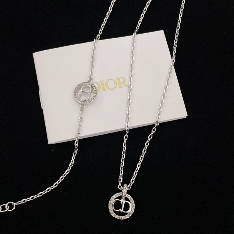 Popular LX Necklaces 310123