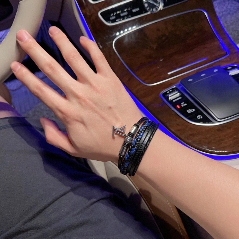 LX Bracelets Fashionable 310381