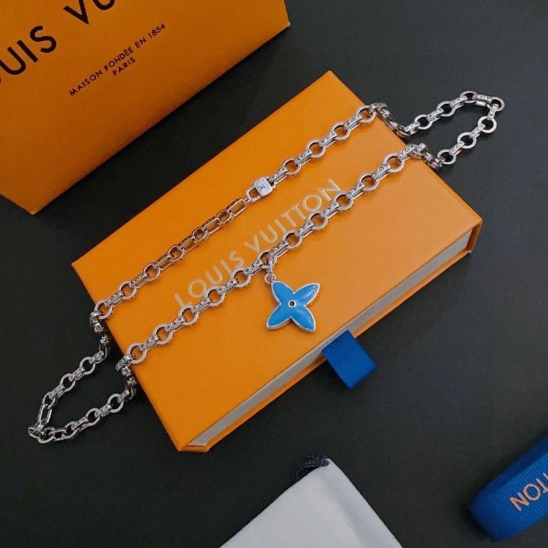 LX Necklaces Lightweight 310111