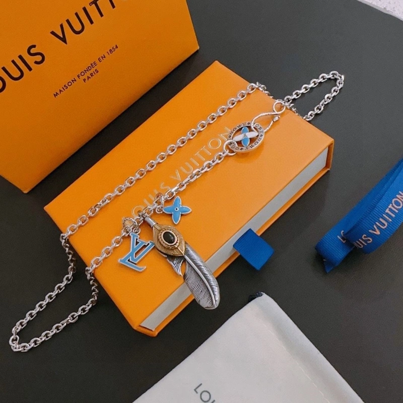 Fashionable LX Necklaces 310110