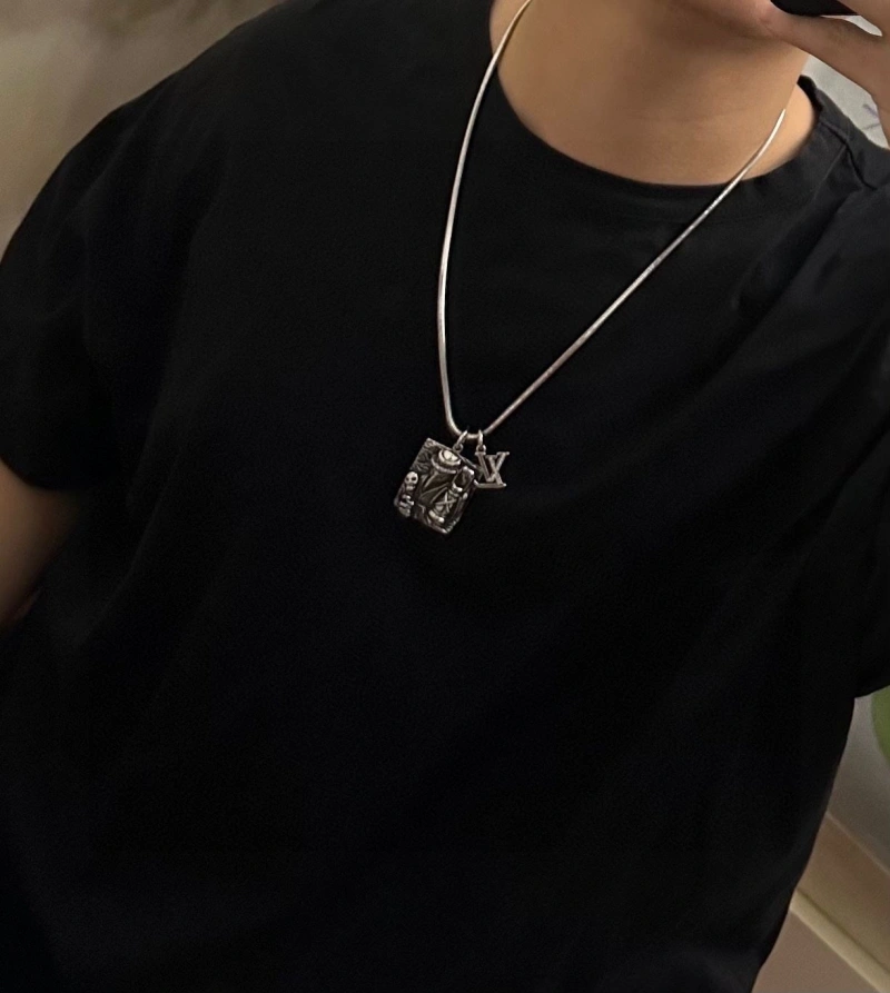 Breathable LX Necklaces 310102