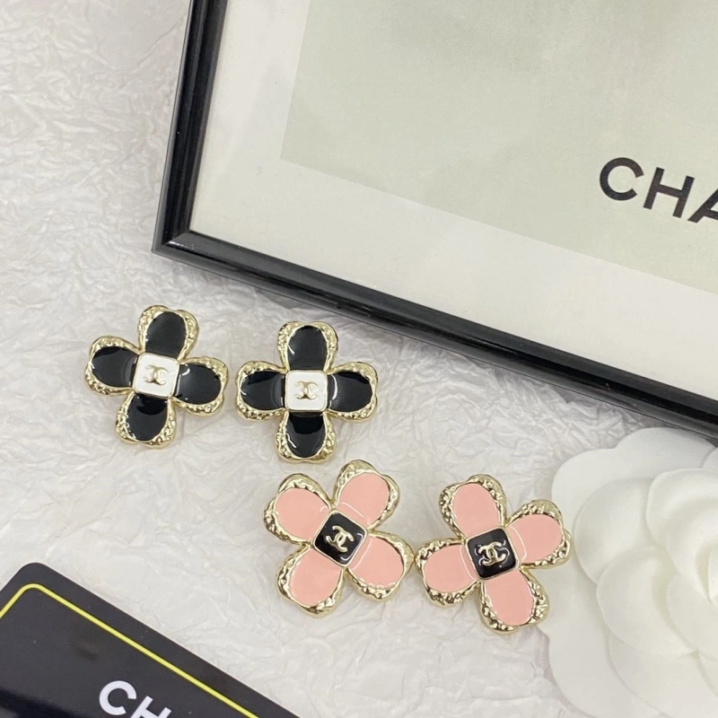 WellDesigned Chxnxl Earrings 290466