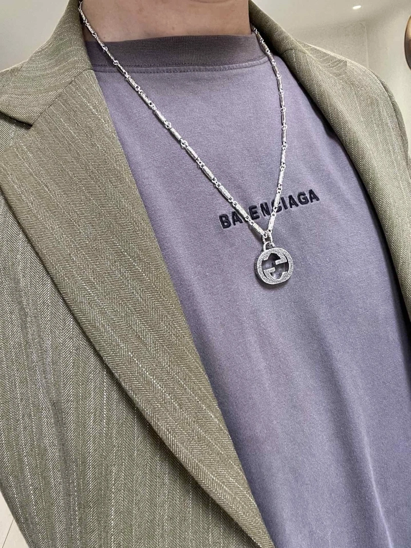 EyeCatching Gxccx Necklaces 304051