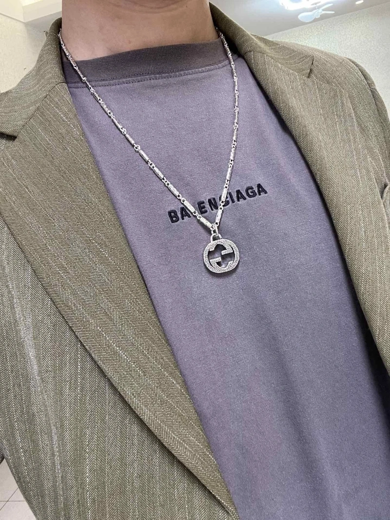 EyeCatching Gxccx Necklaces 304051