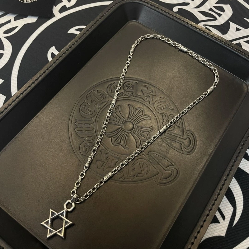 Chrxmx Hxxrts Necklaces Refined 298944