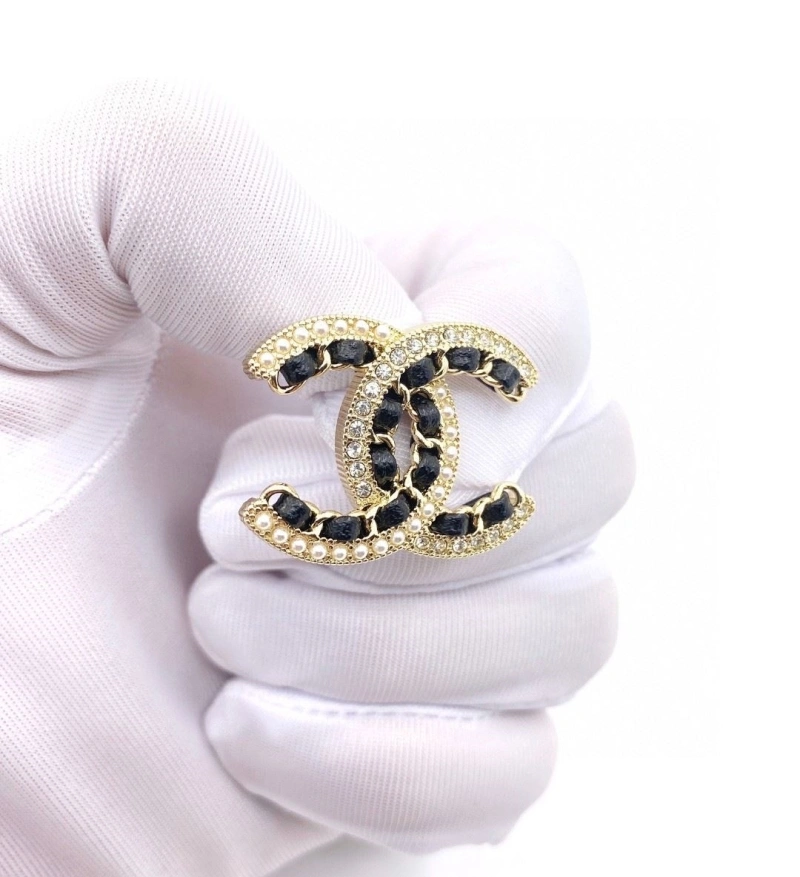 Stylish Chxnxl Earrings 290459