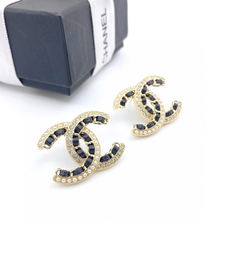 Stylish Chxnxl Earrings 290459