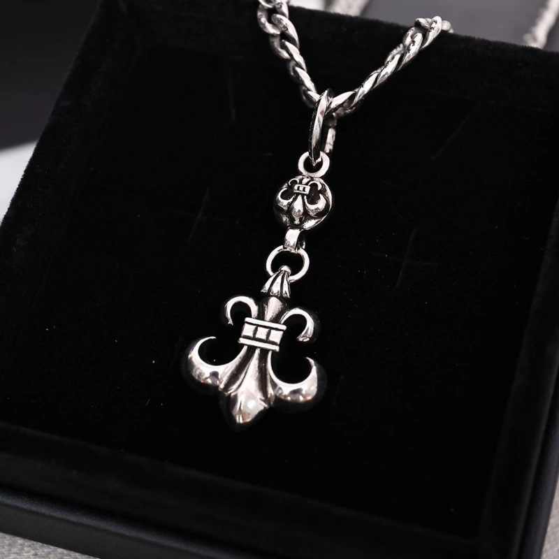 Chrxmx Hxxrts Necklaces EyeCatching 298935