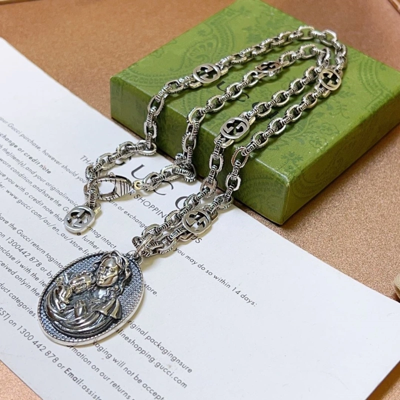 Cozy Gxccx Necklaces 304025