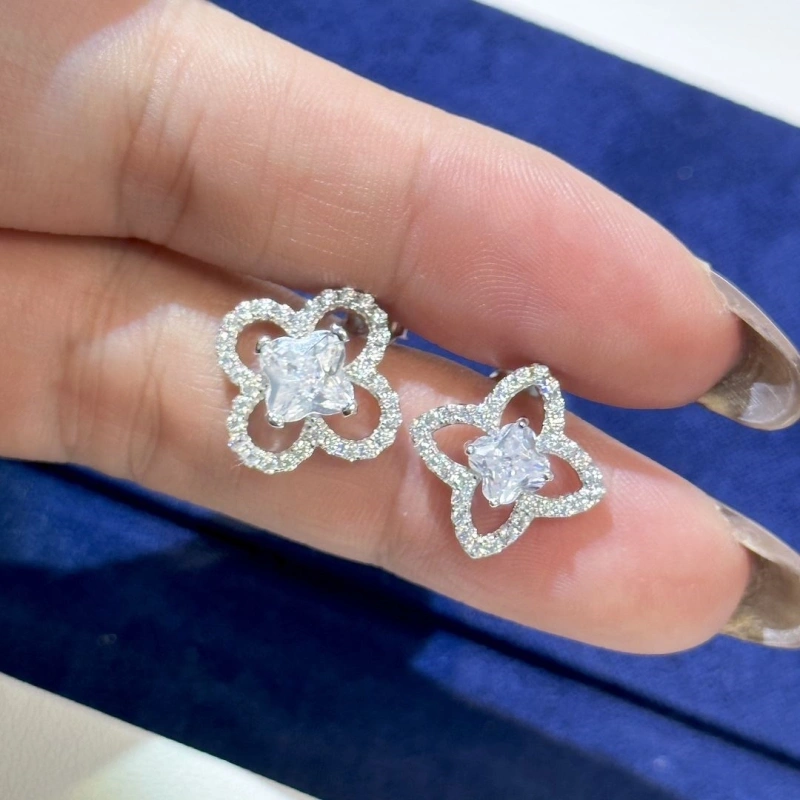 EyeCatching LX Earrings 310246