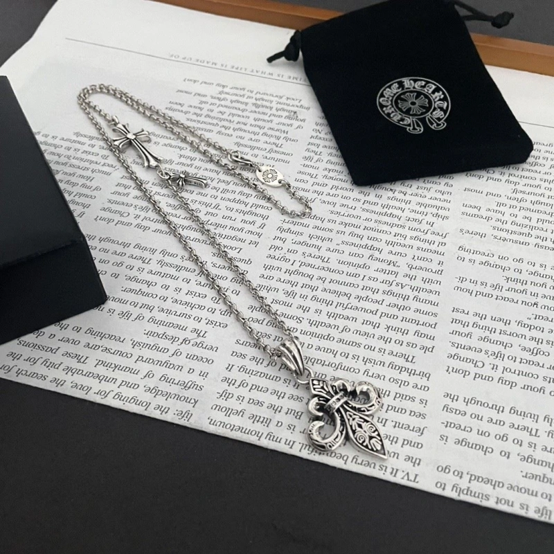 Sleek Chrxmx Hxxrts Necklaces 298922