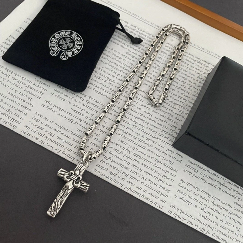 Classic Chrxmx Hxxrts Necklaces 298921