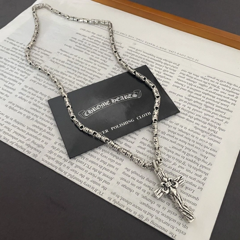 Classic Chrxmx Hxxrts Necklaces 298921