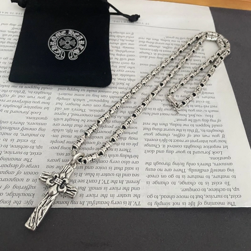 Classic Chrxmx Hxxrts Necklaces 298921