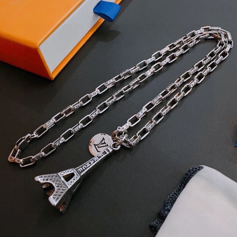 Trendy LX Necklaces 310095