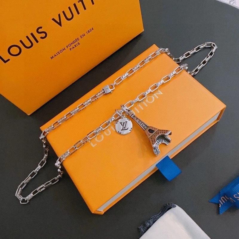 Trendy LX Necklaces 310095