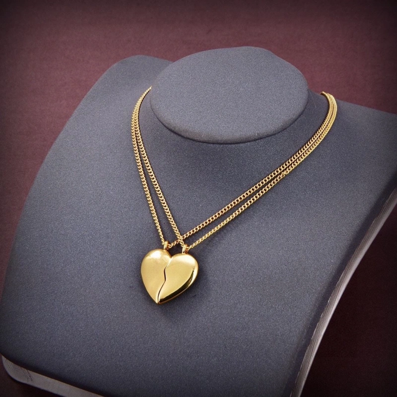 Trendsetting Bxlxnciaga Necklaces 282498