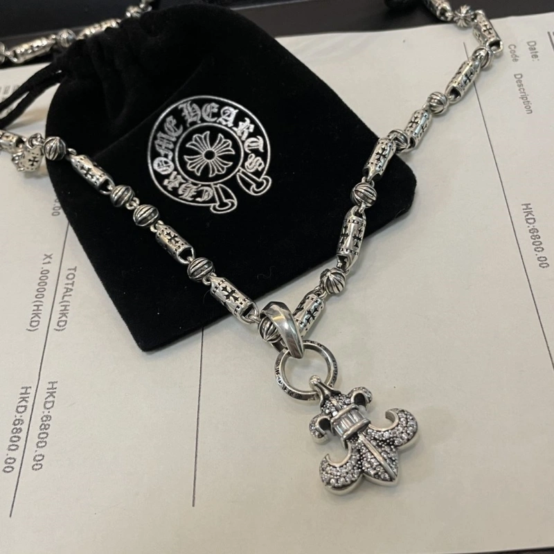 EasyMatch Chrxmx Hxxrts Necklaces 298924